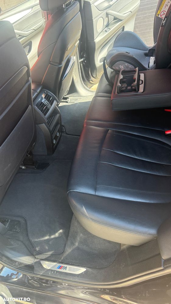 BMW X5 M M50d - 13