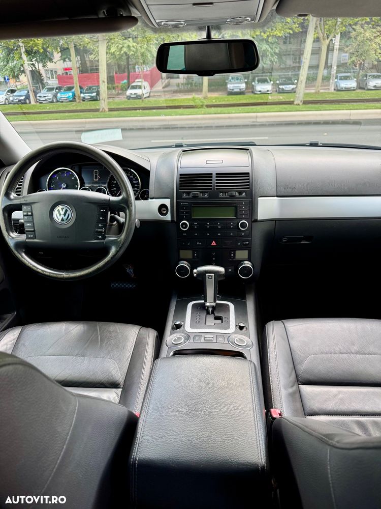 Volkswagen Touareg - 4
