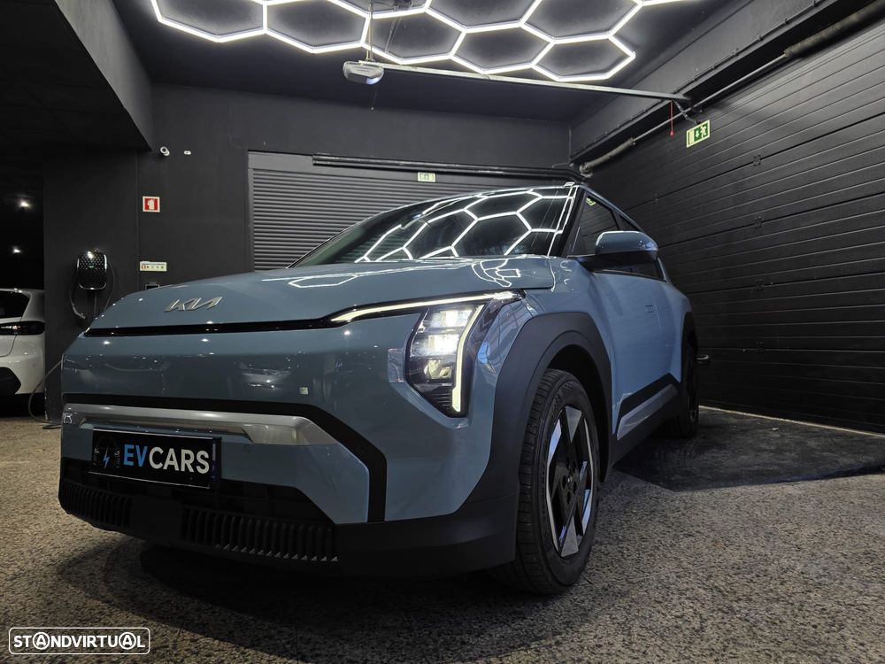 Kia EV3 58.3 kWh Drive - 38