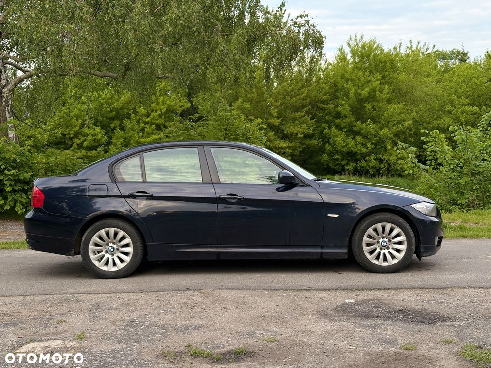 BMW Seria 3 318d - 10