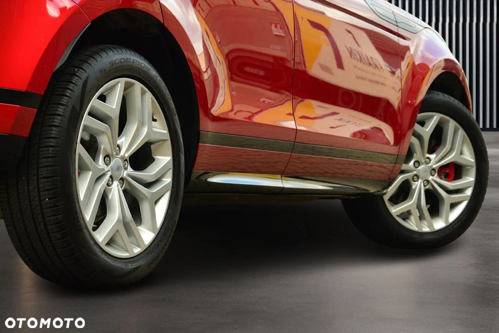 Land Rover Range Rover Evoque - 12