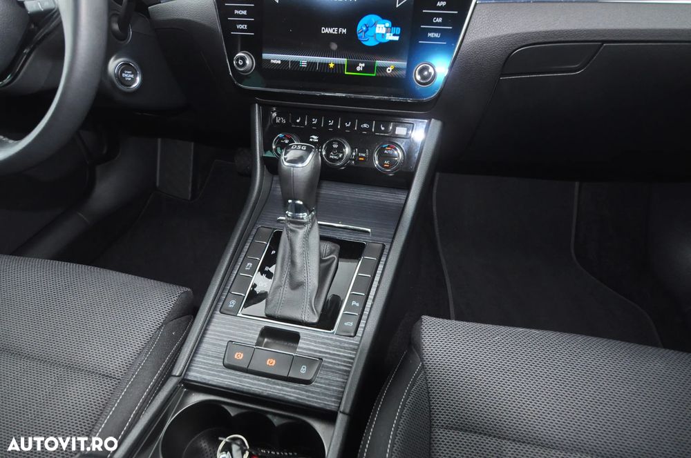 Skoda Superb 2.0 TDI DSG Ambition - 23