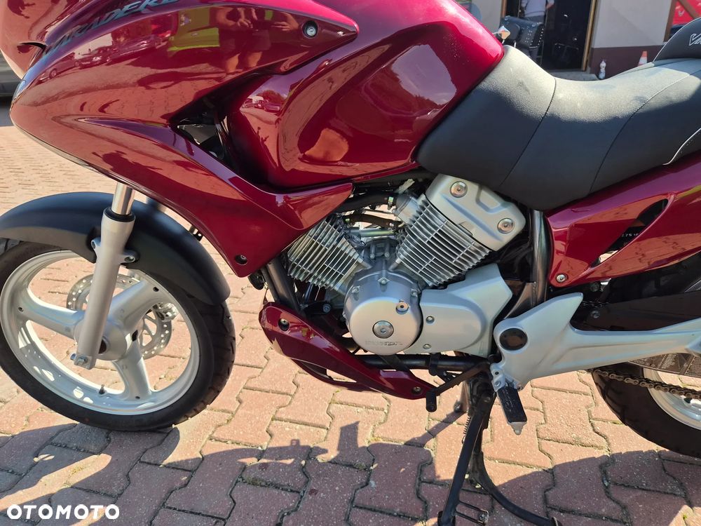 Honda Varadero - 23