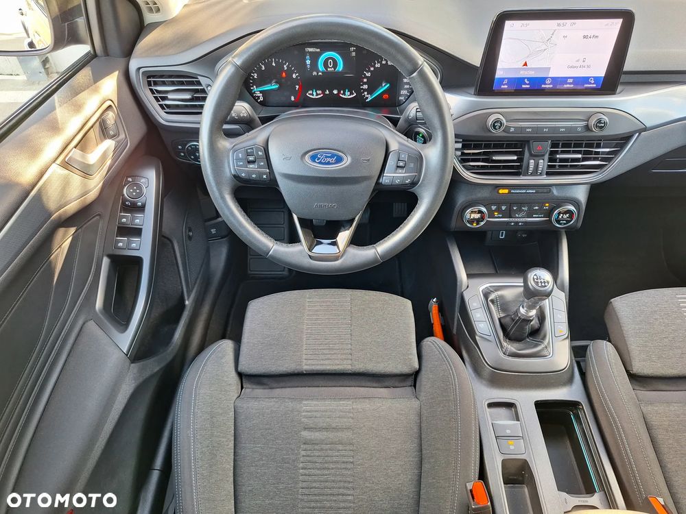 Ford Focus 1.5 EcoBoost Active Business - 28