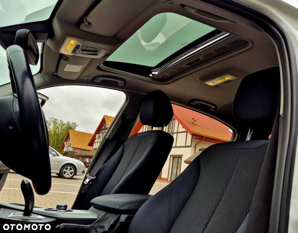BMW Seria 1 118i Sport Line - 30