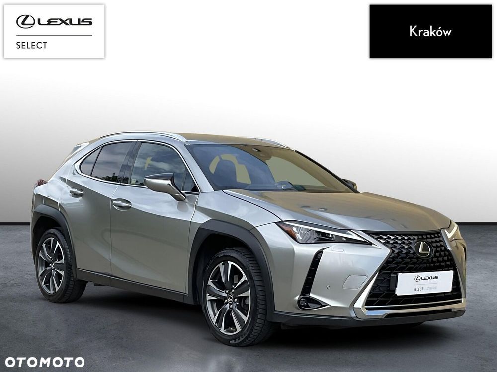 Lexus UX - 7