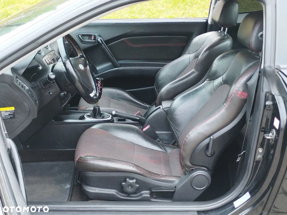 Hyundai Coupe - 18