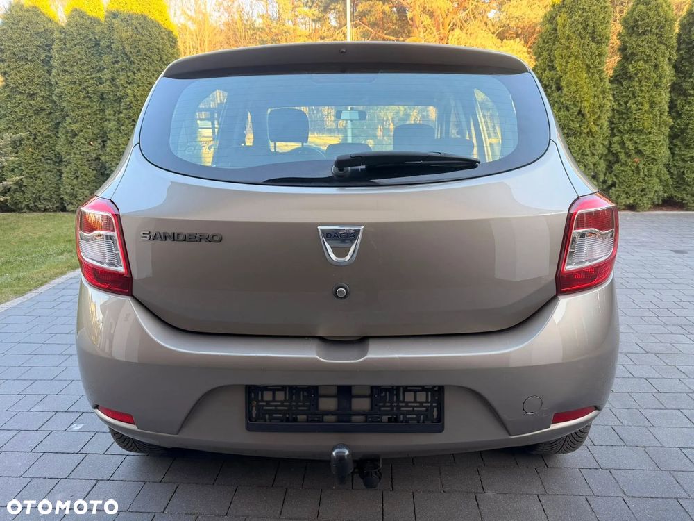 Dacia Sandero 1.2 16V Laureate - 6