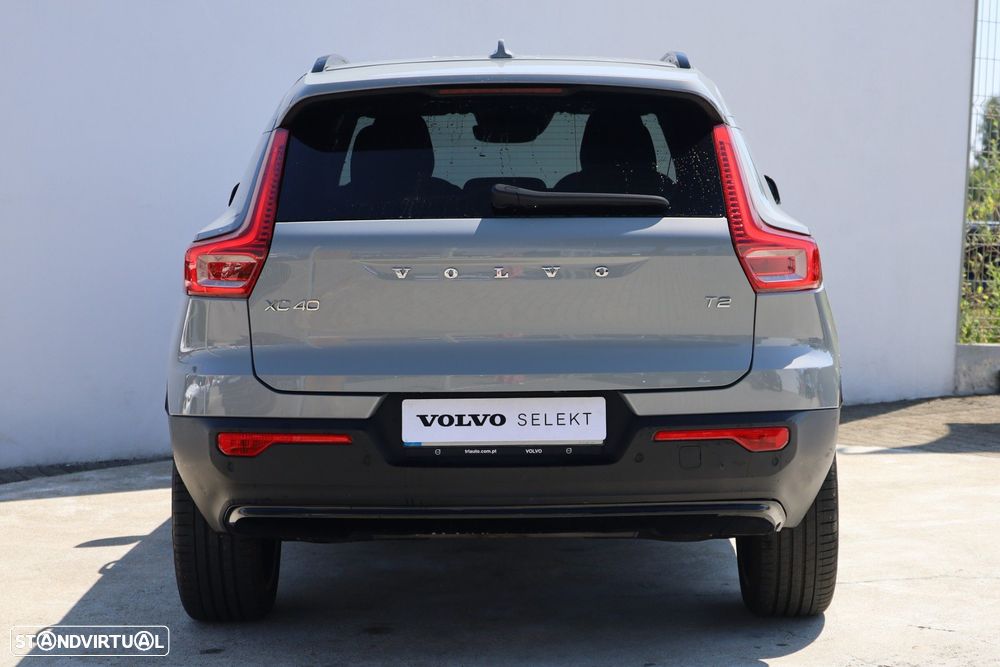 Volvo XC 40 1.5 T2 Plus Dark Auto - 3