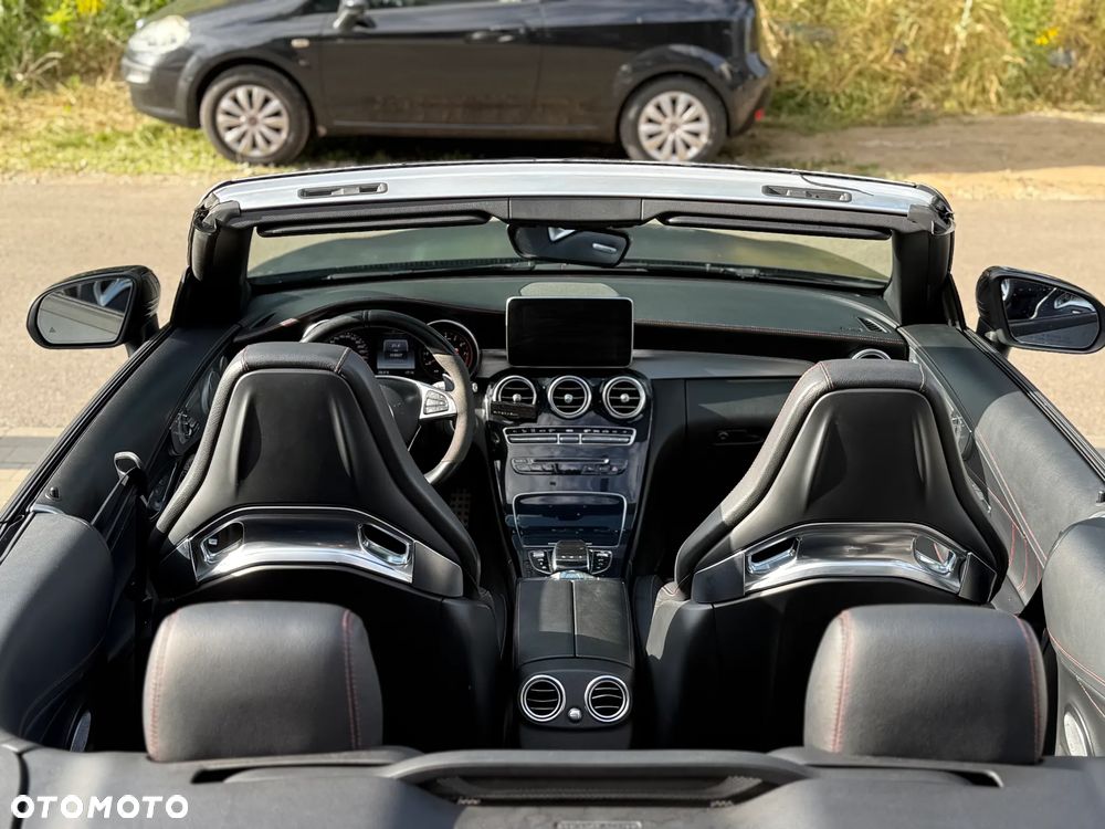 Mercedes-Benz Klasa C AMG 43 4-Matic - 26