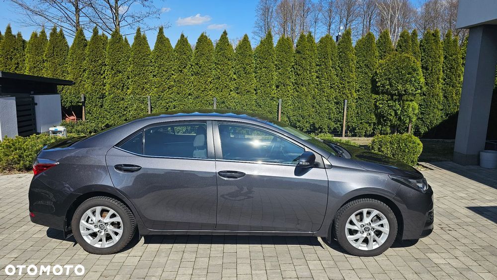 Toyota Corolla 1.6 Comfort - 3
