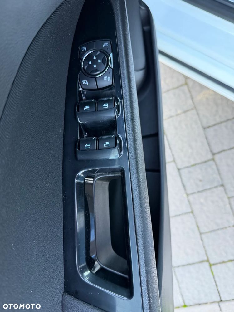 Ford Mondeo 2.0 TDCi Titanium PowerShift - 14