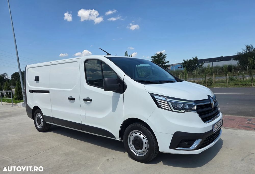 Renault Trafic - 8