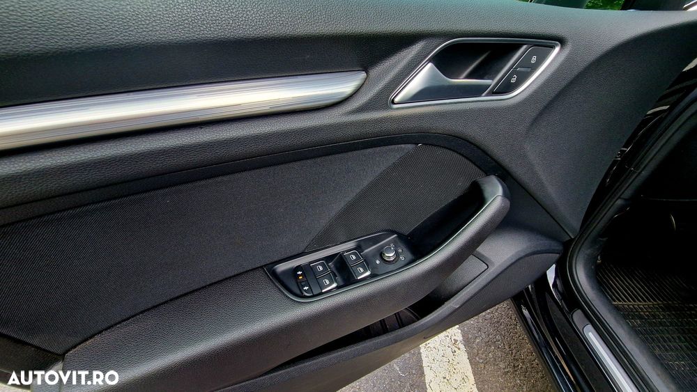 Audi A3 2.0 TDI (clean diesel) quattro S tronic Ambition - 7