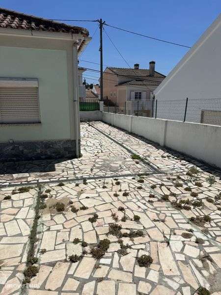 Vivenda t2 Sobreda - Grande imagem: 3/3