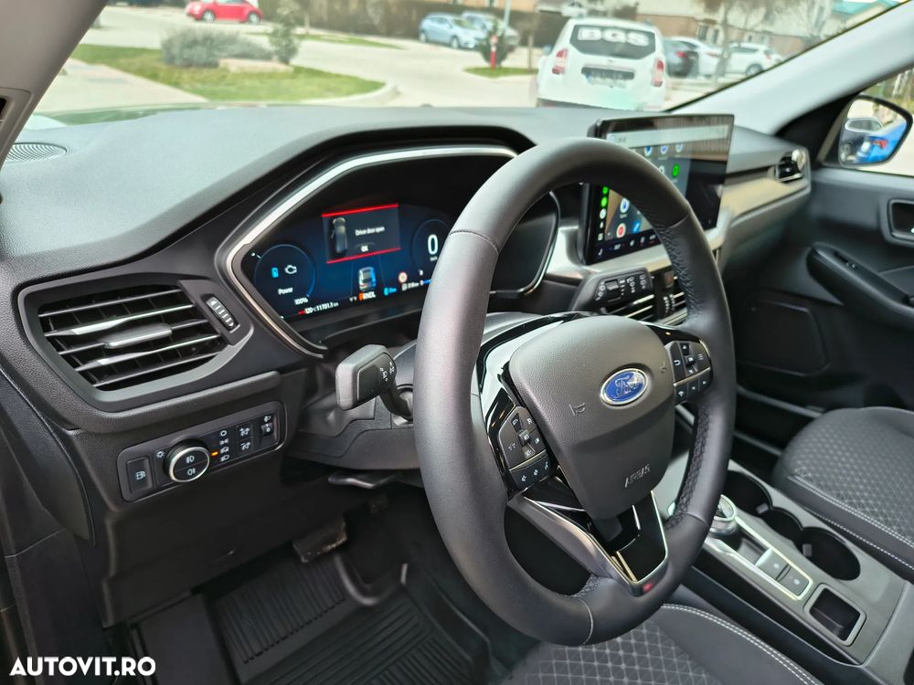 Ford Kuga 2.5 Duratec FWD PHEV Titanium - 11