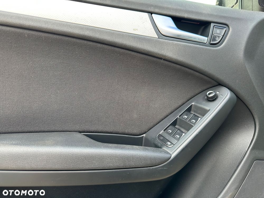 Audi A4 Avant 2.0 TFSI Attraction - 14