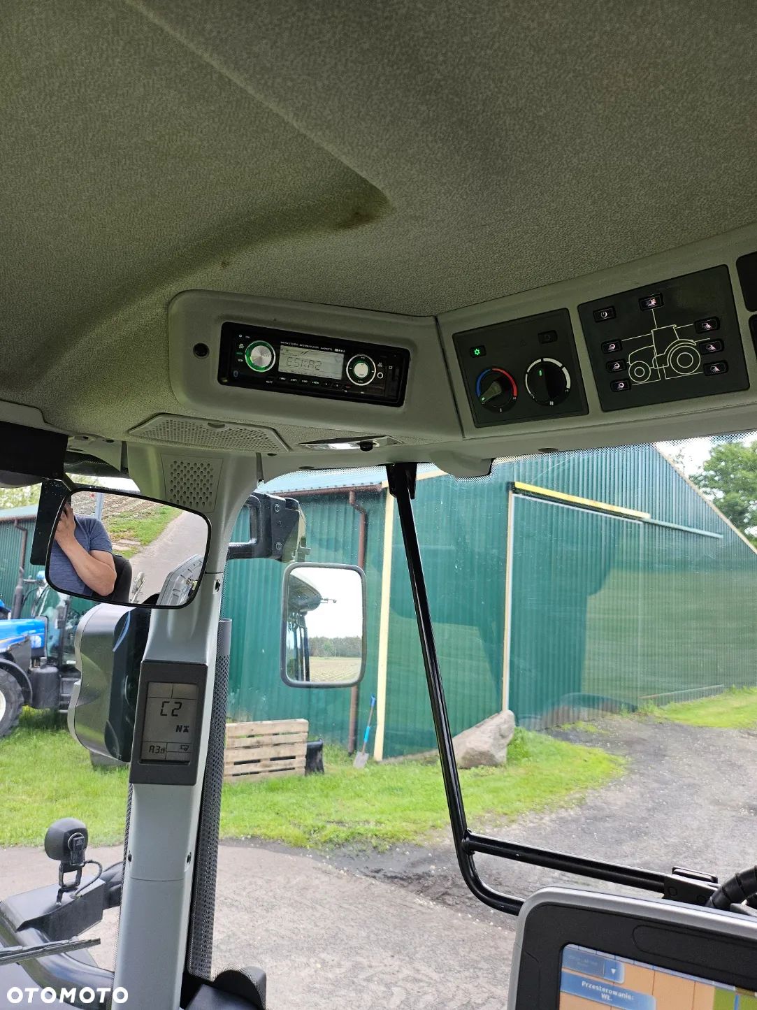 Claas Axion 810 CEBIS - 27