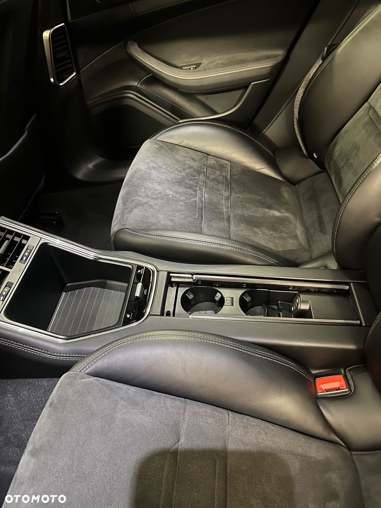 Porsche Panamera - 27