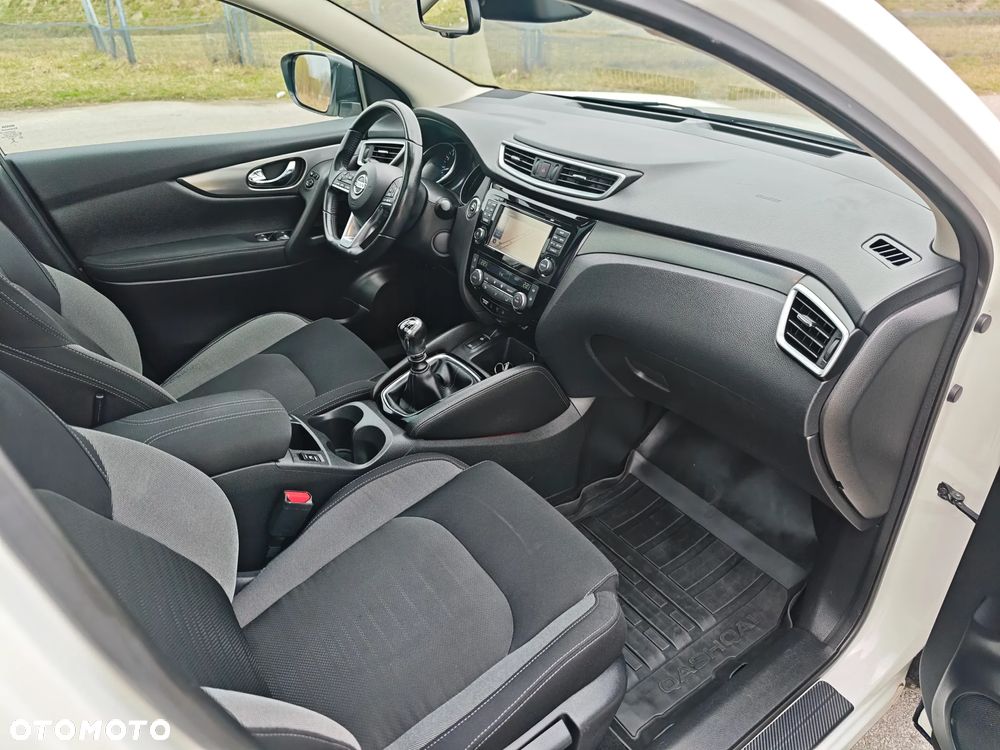 Nissan Qashqai 1.6 DIG-T Tekna - 15