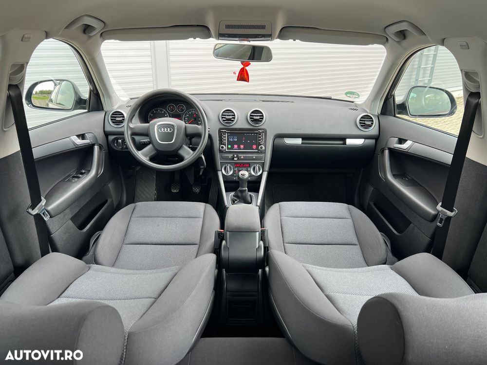 Audi A3 Sportback - 8