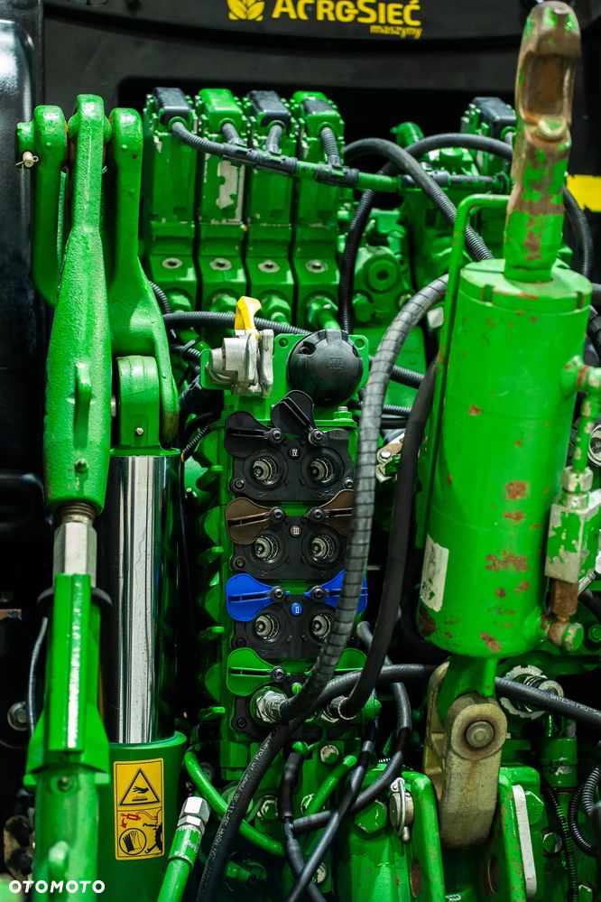 John Deere 6R195 - 16
