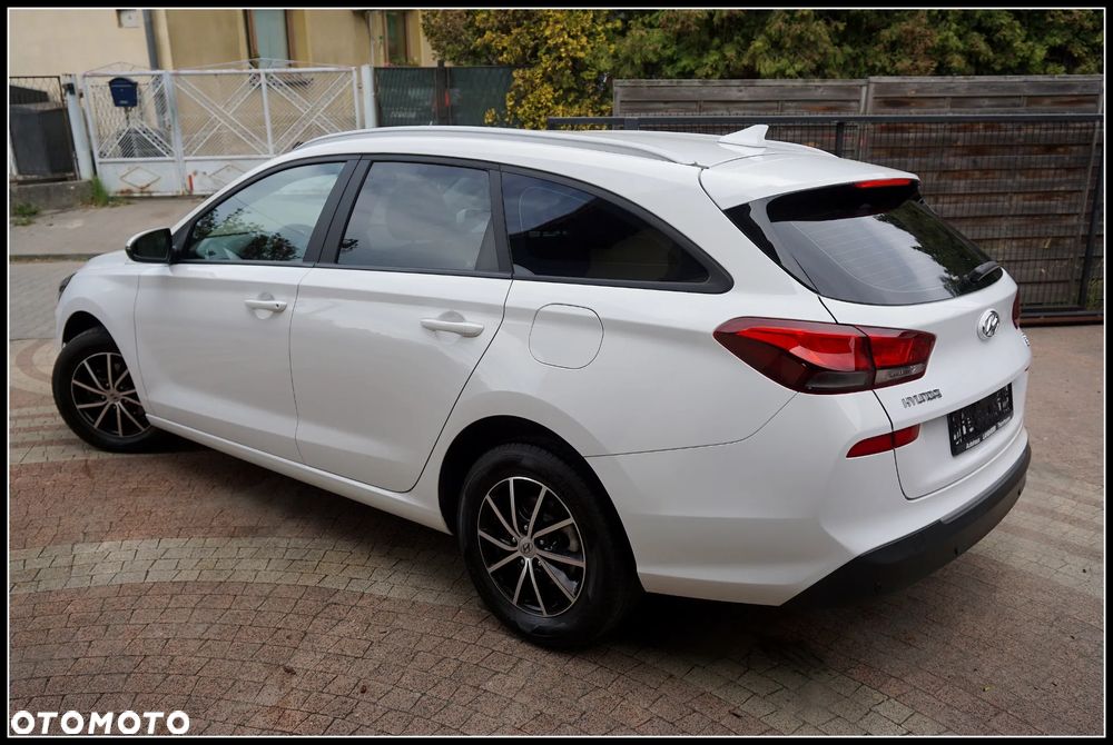 Hyundai i30 1.5 DPI Modern - 3