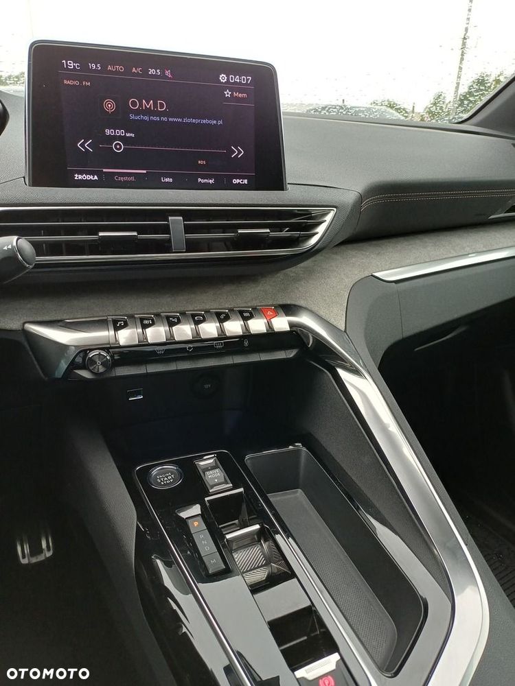 Peugeot 3008 1.2 PureTech GT S&S EAT8 - 17