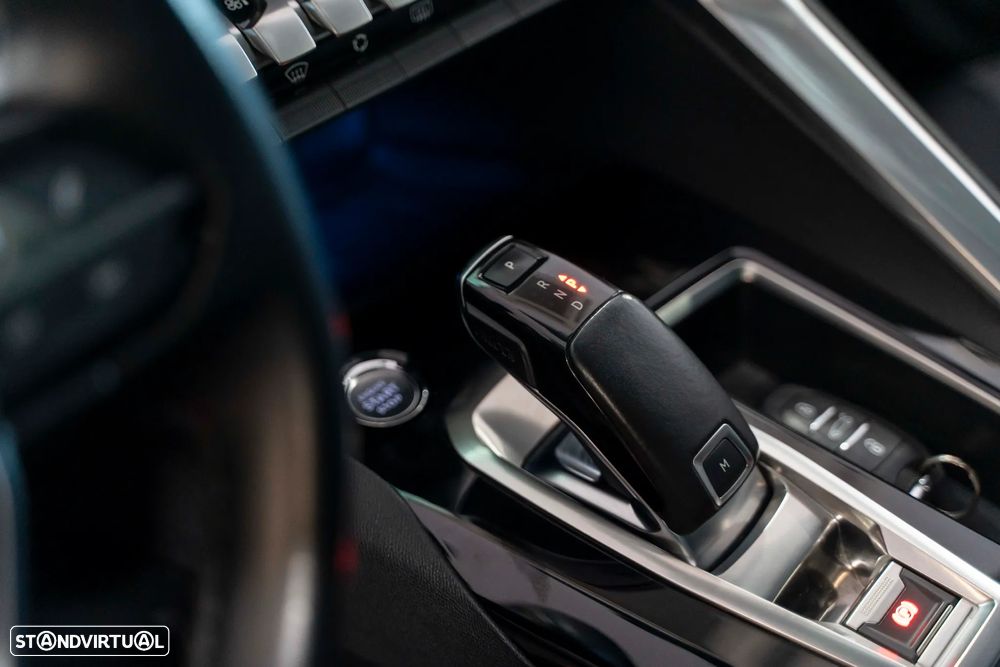 Peugeot 5008 1.5 BlueHDi Allure Pack EAT8 - 23