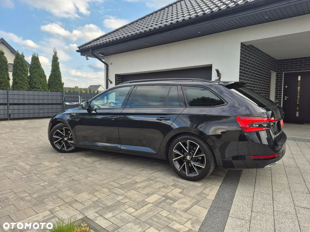 Skoda Superb 2.0 TSI Sportline DSG - 32