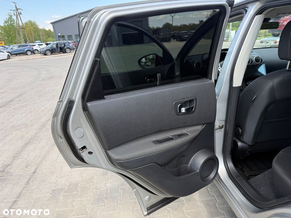 Nissan Qashqai 1.6 I-Way CVT - 15
