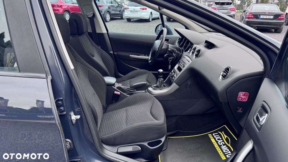 Peugeot 308 - 21