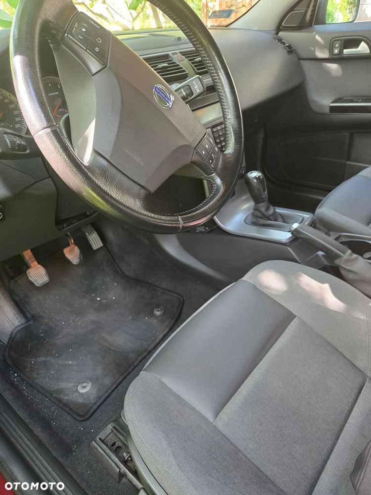 Volvo V50 - 10