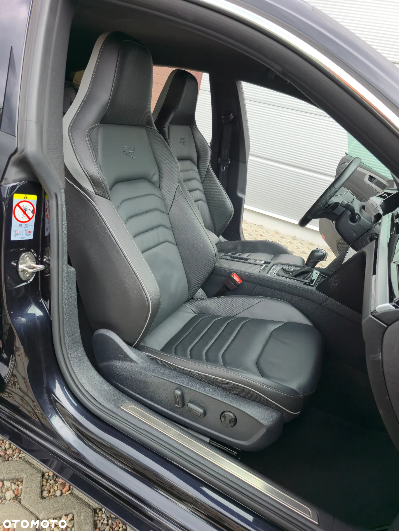 Volkswagen Arteon 2.0 TDI 4Motion R-Line DSG - 28