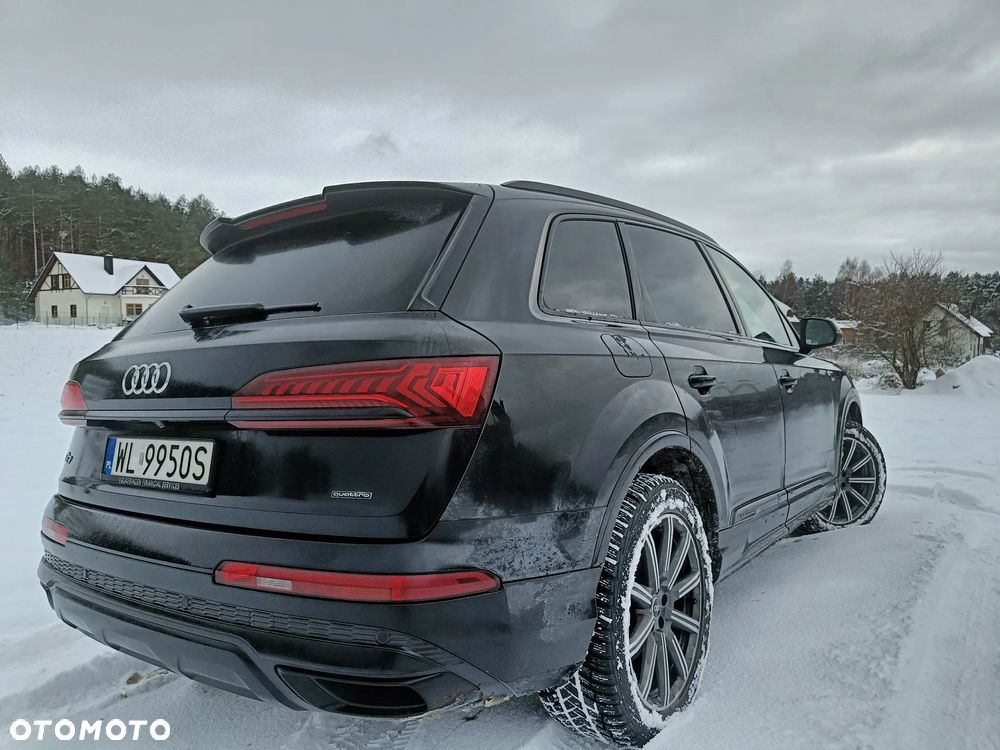 Audi Q7 - 1