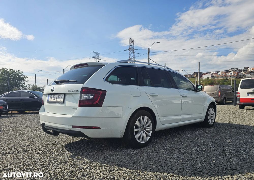 Skoda Octavia 2.0 TDI DSG 4X4 Style - 7