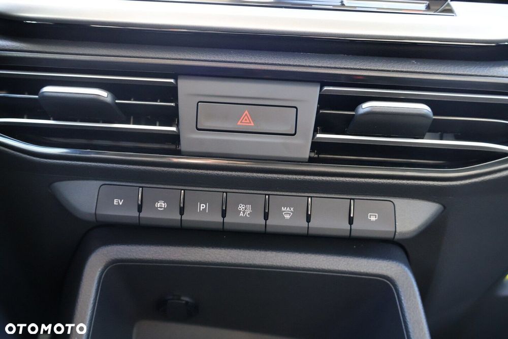 Ford Transit Connect Van PHEV 150KM Trend - 19