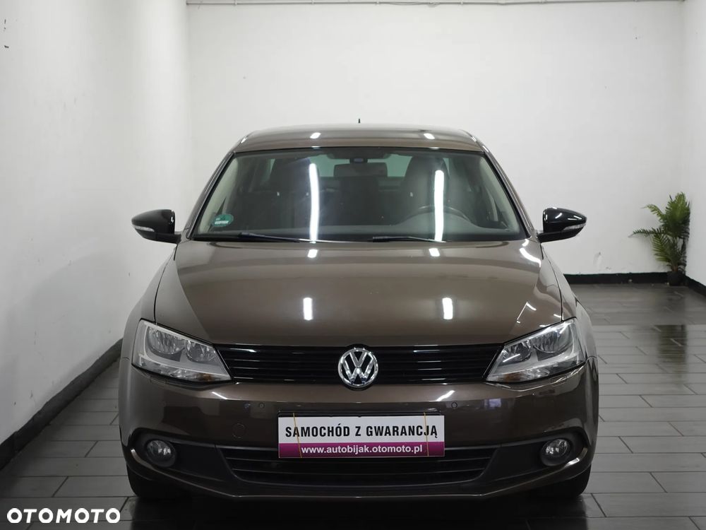 Volkswagen Jetta 1.4 TSI DSG Match - 12