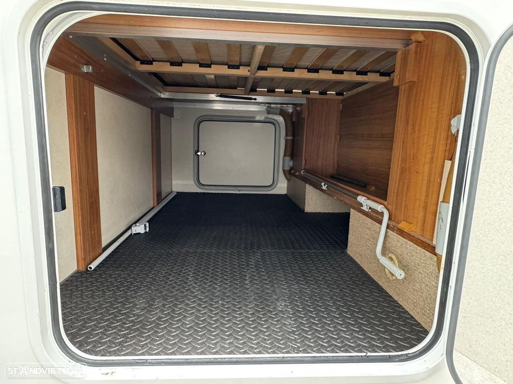 Euramobil Integra - 2