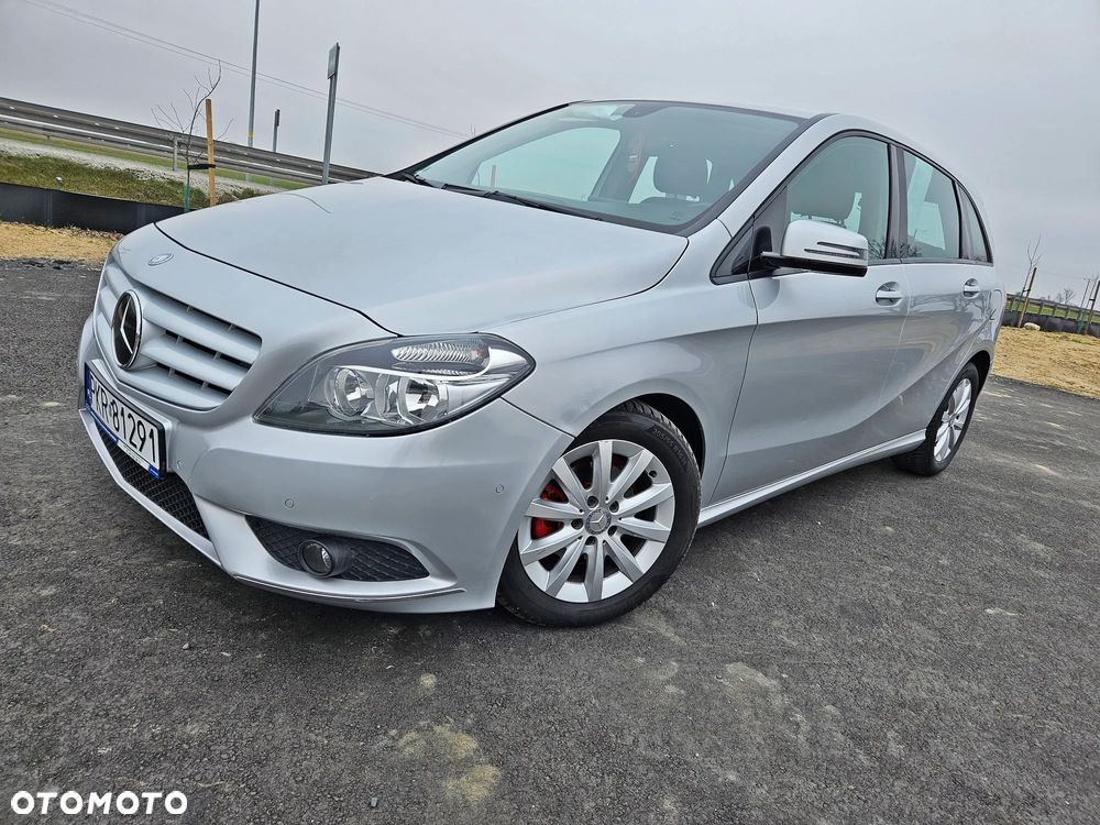 Mercedes-Benz Klasa B 180 (BlueEFFICIENCY) - 22