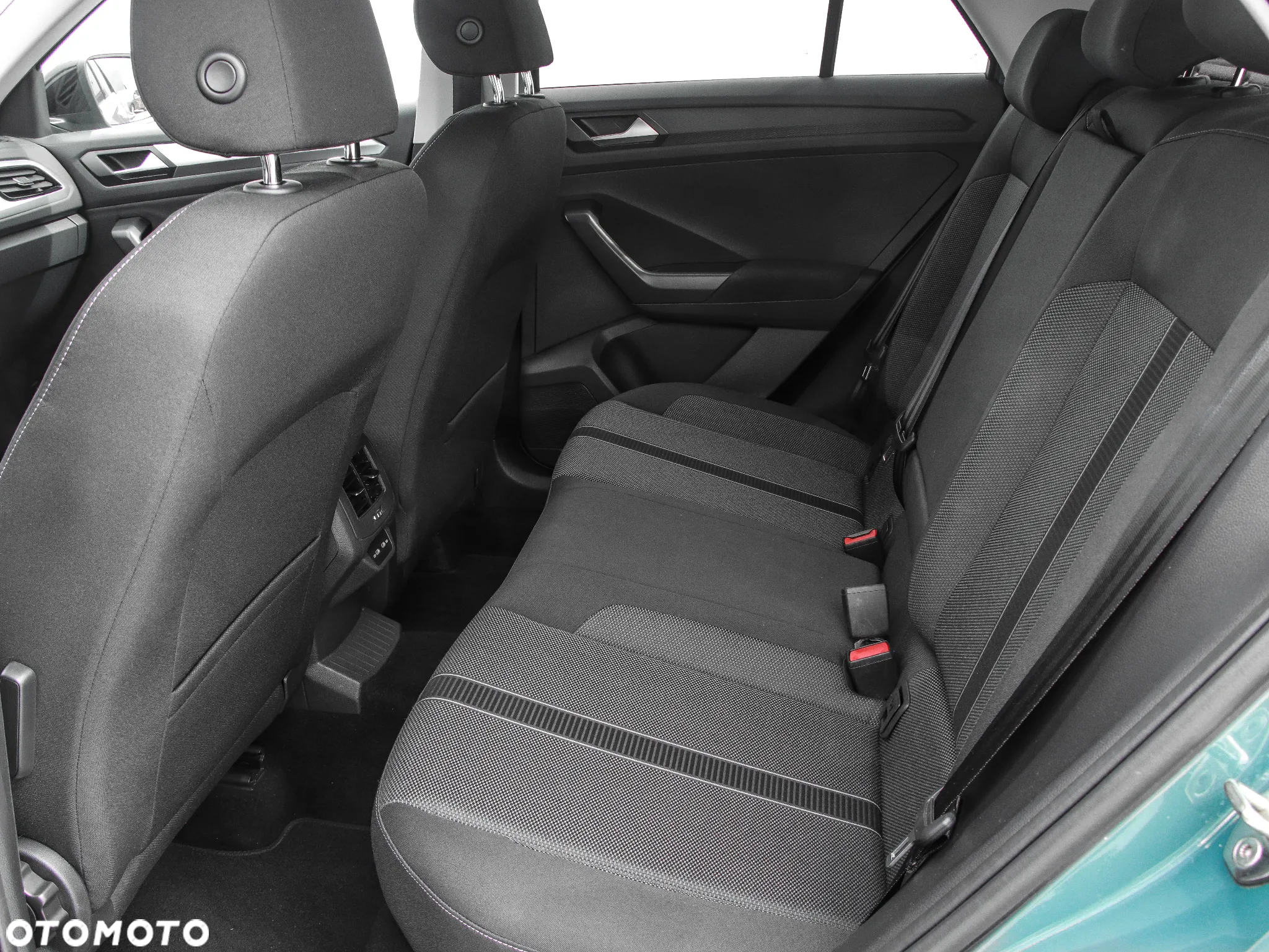 Volkswagen T-Roc 1.5 TSI Life DSG - 11