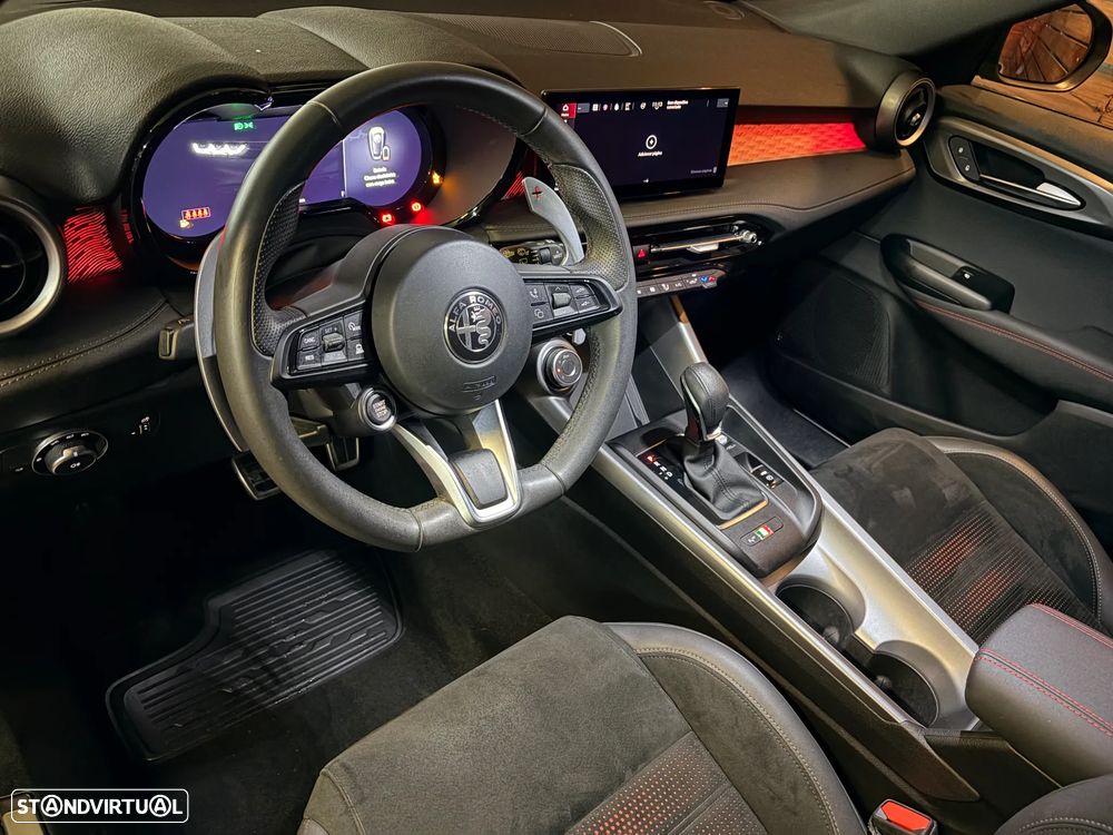 Alfa Romeo Tonale 1.5 Hybrid Edizione Speciale - 6