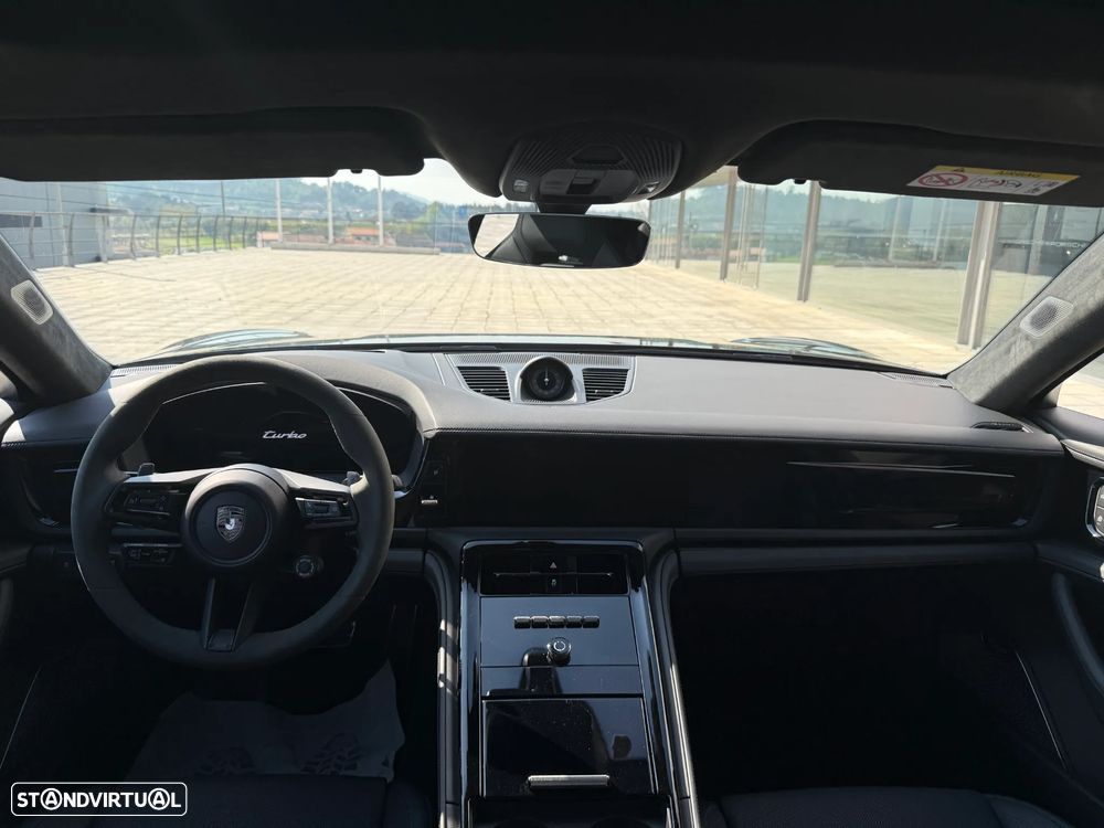 Porsche Panamera Turbo E-Hybrid - 24