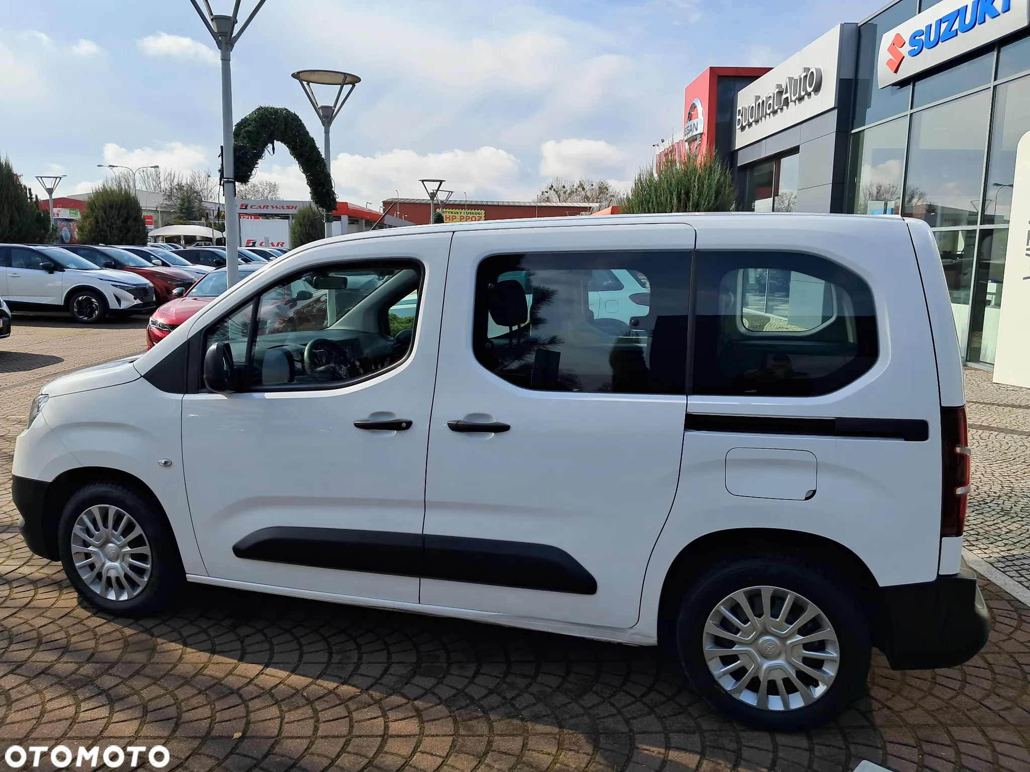 Toyota Proace City Verso Long 1.5 D-4D Business - 6