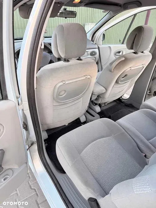 Renault Scenic - 6