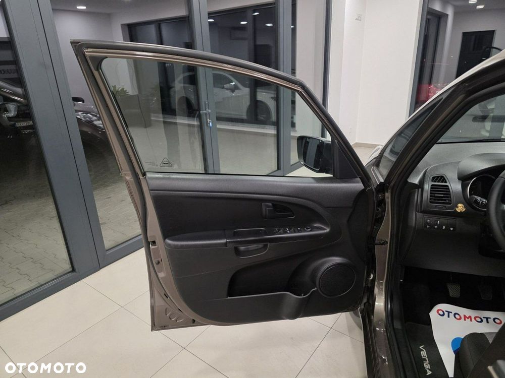 Kia Venga 1.4 CVVT Dream Team Edition - 10