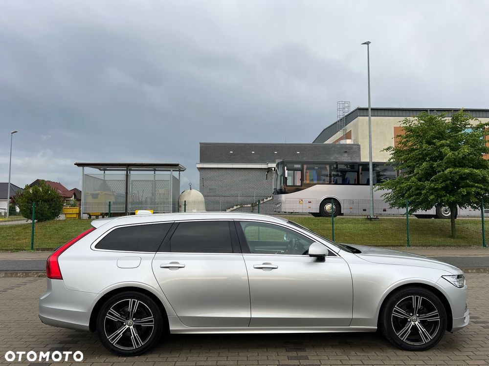 Volvo V90 D4 Momentum Pro - 7