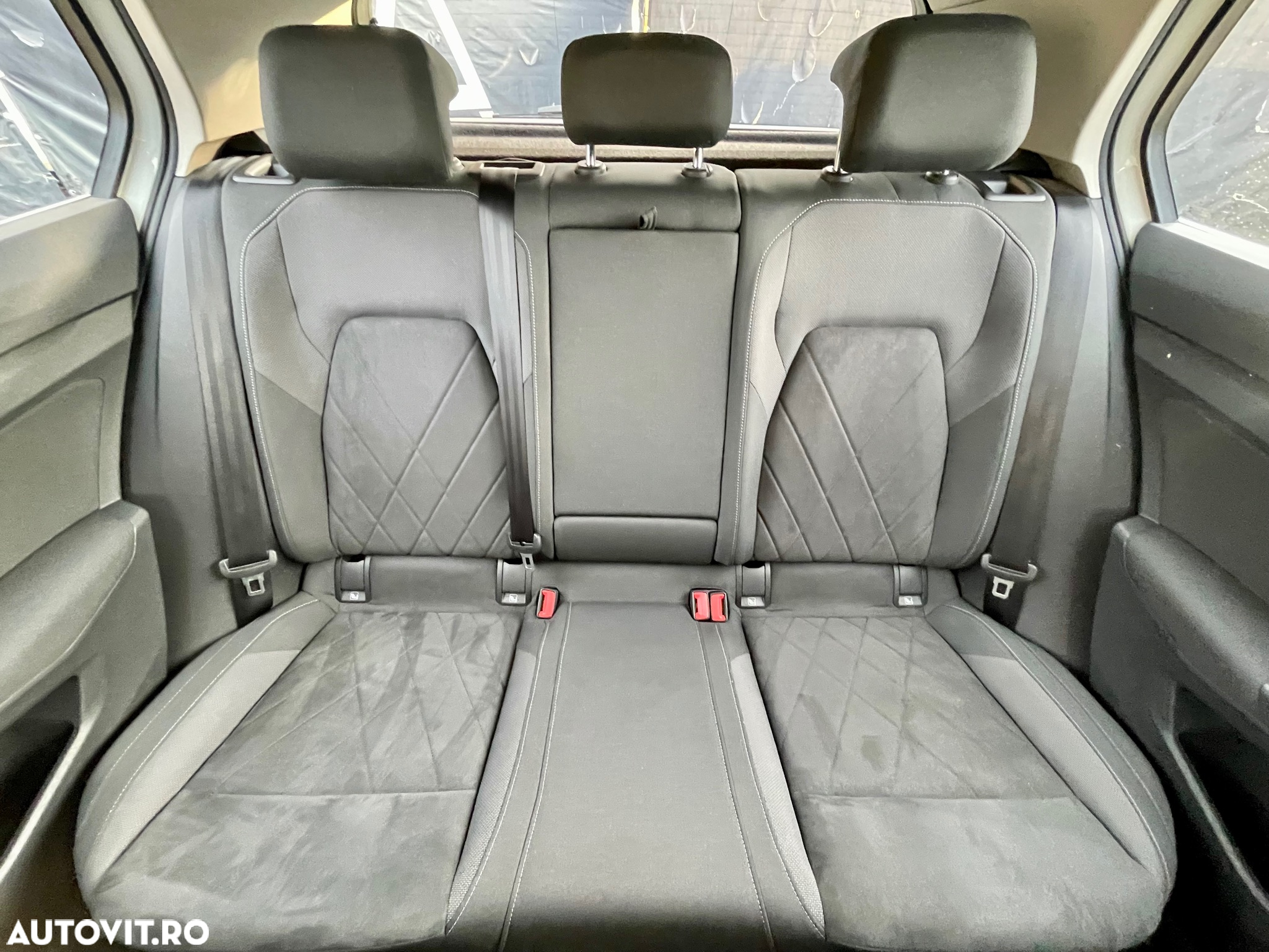 Volkswagen Golf 2.0 TDI DSG Style - 7