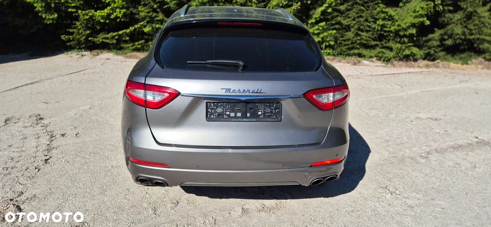 Maserati Levante - 14