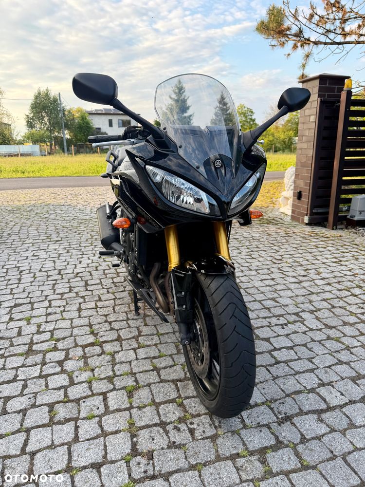 Yamaha FZ8 - 14